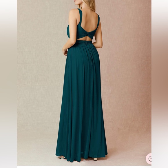 Azazie Reniya in Pine - Picture 2 of 9